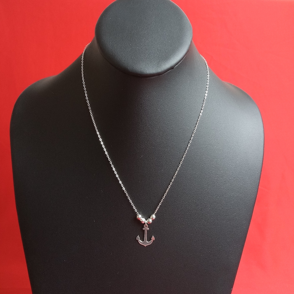 925‎ Sterling Silver Anchor Necklace.  sterling silver chain